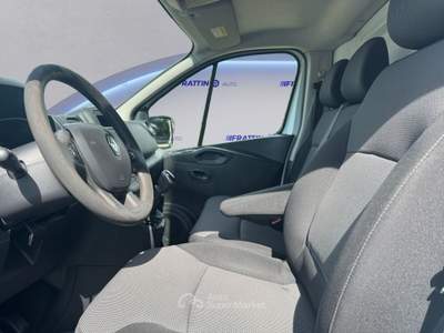 Renault Trafic Trafic T29 2.0 Dci 145cv Pl-Tn Furgone Energy Ice Bianco usata Cassola