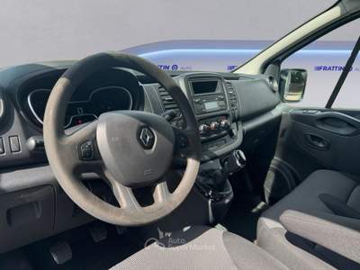 Renault Trafic Trafic T29 2.0 Dci 145cv Pl-Tn Furgone Energy Ice Bianco usata Cassola