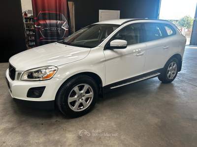 Volvo XC60 XC 60 2400 D AWD 4x4 usata Bedizzole