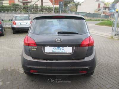 Kia Venga TX CAMBIO AUTOMATICO usata Castiraga Vidardo