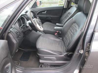 Kia Venga TX CAMBIO AUTOMATICO usata Castiraga Vidardo