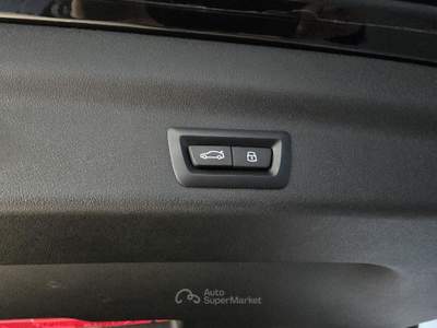 BMW X1 sDrive 18i MSport DCT 136CV Tetto Sospensioni Nero usata Padova