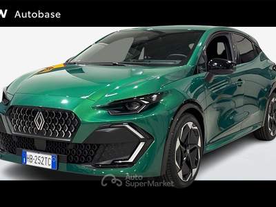 Renault Clio Nuova techno full hybrid E-Tech 160 Verde usata Albignasego