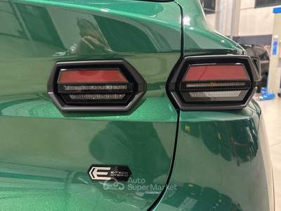 Renault Clio Nuova techno full hybrid E-Tech 160 Verde usata Albignasego