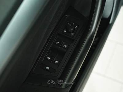 Volkswagen T-Roc 2.0 TDI SCR LIFE DSG 150CV | GY057GF Grigio usata Cantù