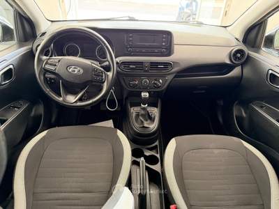 Hyundai i10 1.0 MPI Advanced usata Castellammare di Stabia