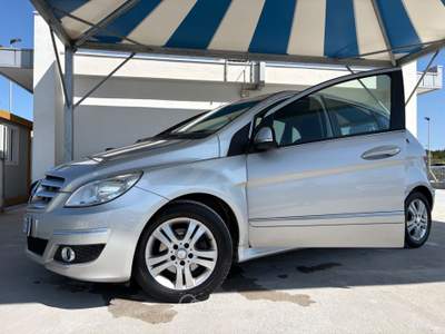 Mercedes-Benz Classe B B 200 CDI Premium Argento usata ALTAMURA