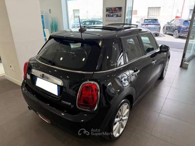 MINI Cooper Mini 5p 1.5 Cooper D auto usata Castellammare di Stabia