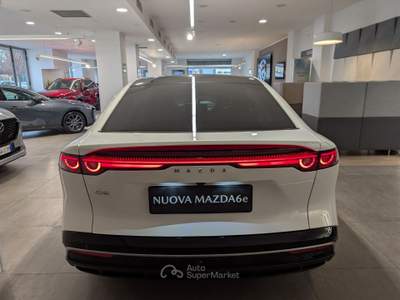 Mazda 6e 68,8kWh Standard Range 258CV Takumi Bianco usata Castellammare di Stabia