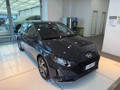 Hyundai i20 i20 1.0 T-GDI Connectline usata Castellammare di Stabia