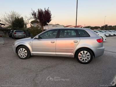 Audi A3 A3 SPB 2.0 16V TDI Ambiente usata Cervia