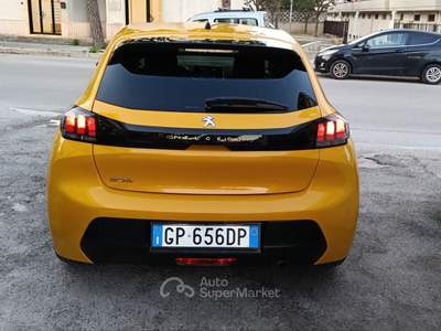 Peugeot 208 1.2 B/GPL- 2023 Giallo usata Bisceglie