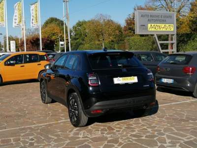 Fiat 600 Hybrid 100 CV DCT MHEV Nero usata VEDELAGO