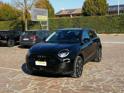 Fiat 600 Hybrid 100 CV DCT MHEV Nero usata VEDELAGO