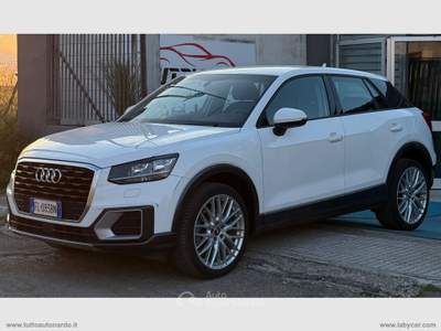Audi Q2 Q2 1.6 TDI S tronic S line Edition Bianco usata Nardò