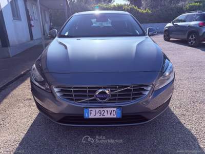 Volvo V60 V60 D2 Geartronic Business Grigio usata San Michele Salentino
