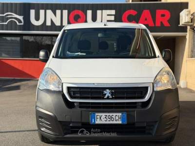 Peugeot Partner Tepee BlueHDi 75 Access (NESSUN VINCOLO) Bianco usata Roma