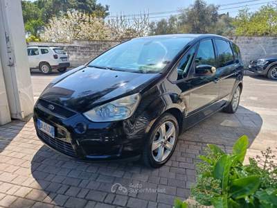 Ford S-Max Titanium Nero usata Altamura