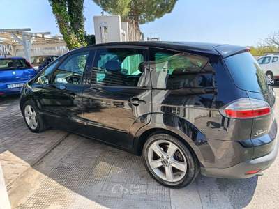 Ford S-Max Titanium Nero usata Altamura