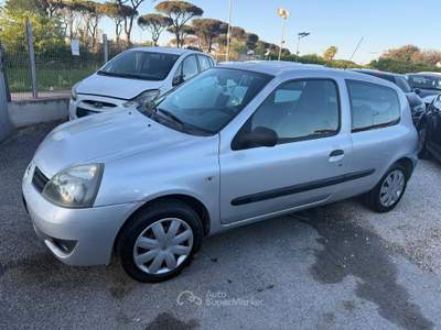 Renault Clio Storia 1.2 3 porte Dynamique Argento usata Roma