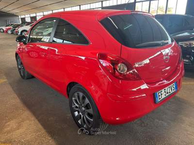 Opel Corsa 1.2 63KW 85CV 3porte Club NEOPATENTATO usata Sommacampagna