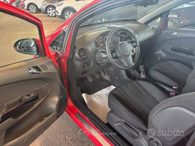 Opel Corsa 1.2 63KW 85CV 3porte Club NEOPATENTATO usata Sommacampagna