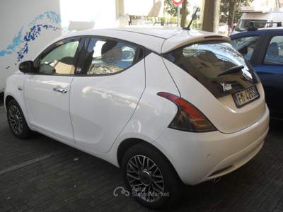 Lancia Ypsilon 5 porte GPL Ecochic Gold usata Sorbolo Mezzani