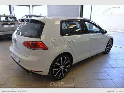 Volkswagen Golf Golf GTD 2.0 TDI DSG 5p. BMT Bianco usata San Michele Salentino
