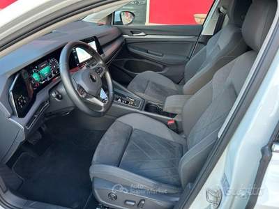 Volkswagen Golf eHYBRID 204 CV DSG Style usata San Ginesio