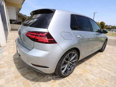 Volkswagen Golf 5p. Highline BlueMotion Technology#LED#NAVI#CAM#COCKPIT#CARPLAY Grigio usata Altamura