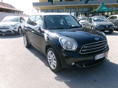MINI Cooper MINI COUNTRYNAM R60 1.6 112CV E6 PARK LANE PLUS 106000KM Nero usata Giugliano in Campania