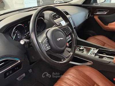 Jaguar F-Pace F-Pace 2016 2.0d Portfolio AWD 180cv auto-tetto pan-autom- Blu/Azzurro usata Monza