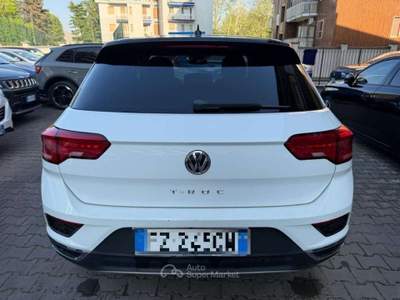 Volkswagen T-Roc 1.0 TSI 115 CV Style BlueMotion Technology Bianco usata Sesto San Giovanni