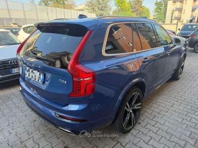 Volvo XC90 D5 AWD Geartronic 7 posti R-design Blu/Azzurro usata Sesto San Giovanni