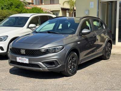 Fiat Tipo Tipo 1.3 Mjt S&S 5 porte Cross Grigio usata Bernalda