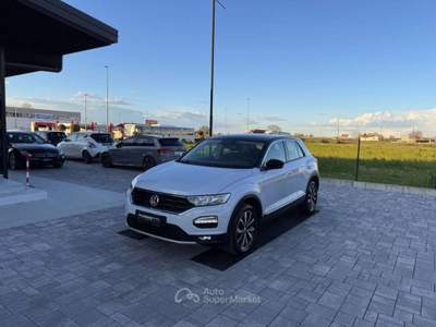 Volkswagen T-Roc 1.0 TSI Style BlueMotion Technology Bianco usata Russi