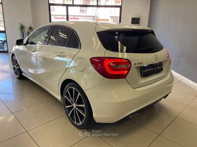 Mercedes-Benz Classe A A180 CDI 109cv Dark Night Edition Bianco usata Gioia Tauro