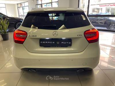 Mercedes-Benz Classe A A180 CDI 109cv Dark Night Edition Bianco usata Gioia Tauro