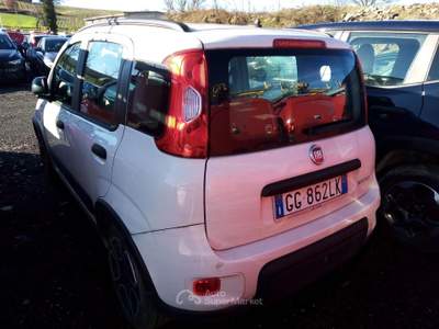 Fiat Panda FireFly S&S Hybrid City Life Bianco usata Sannicola