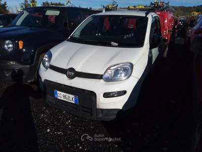 Fiat Panda FireFly S&S Hybrid City Life Bianco usata Sannicola
