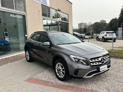 Mercedes-Benz GLA GLA d Business Grigio usata Terni