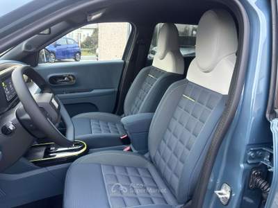 Fiat Grande Panda Grande Panda 1.2 hybrid La Prima 110cv edct Blu/Azzurro usata Terni
