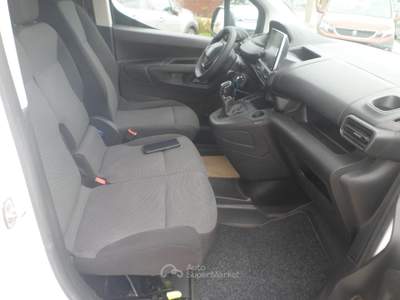 Peugeot Partner furgone 3 posti Bianco usata San Michele Salentino