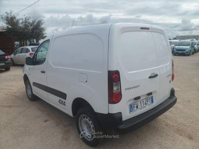 Peugeot Partner furgone 4x4 3 posti Bianco usata San Michele Salentino