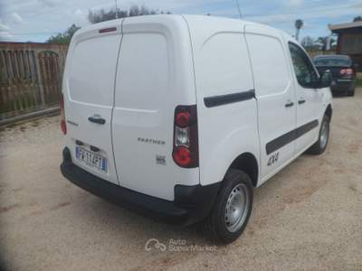 Peugeot Partner furgone 4x4 3 posti Bianco usata San Michele Salentino