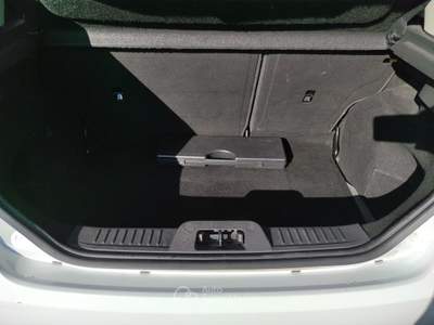 Ford Fiesta 5 porte Bz.- GPL Black & White Edition Bianco usata Reggio nell'Emilia