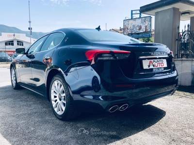 Maserati Ghibli hybrid 330 CV MHEV Granlusso PELLE CAM 360 Nero usata Isernia