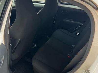 Citroen C1 1.0 Benzina 5 porte Shine Navi bicolor pdc Bianco usata Roma