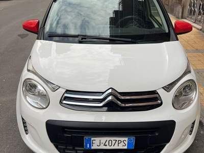 Citroen C1 1.0 Benzina 5 porte Shine Navi bicolor pdc Bianco usata Roma