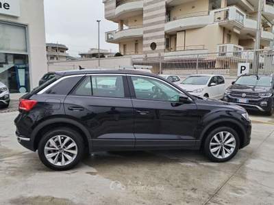 Volkswagen T-Roc 1.0 tsi Business 110cv -Climatronic-App Connect-IQ Drive- Nero usata Francavilla al Mare